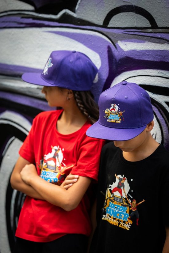 Snapback komiks červená - Velikost: UNI
